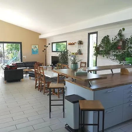 Magnifique Avec Piscine - La Gracieuse